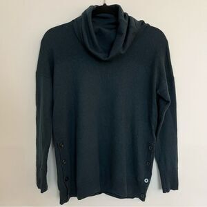 ADRIENNE VITTADINI Wool Sweater M. Super soft!